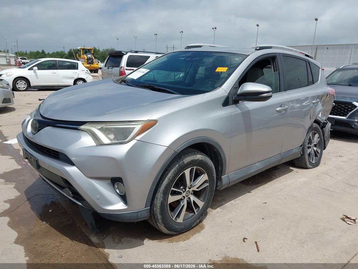 2016 TOYOTA RAV4 XLE — снимка 2
