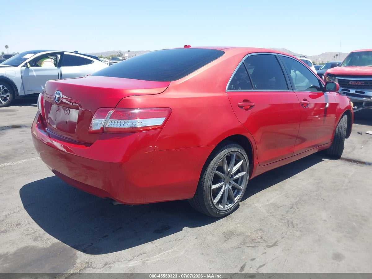 2011 TOYOTA CAMRY LE — снимка 4