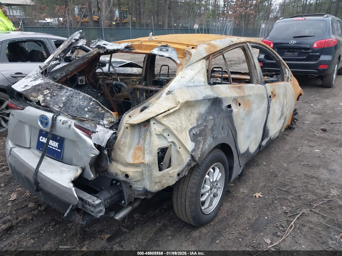 2022 TOYOTA PRIUS L — снимка 4