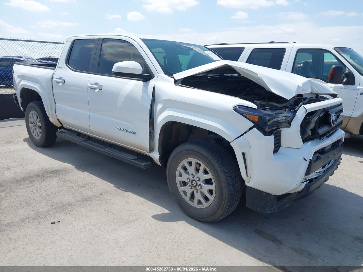 2025 TOYOTA TACOMA SR5