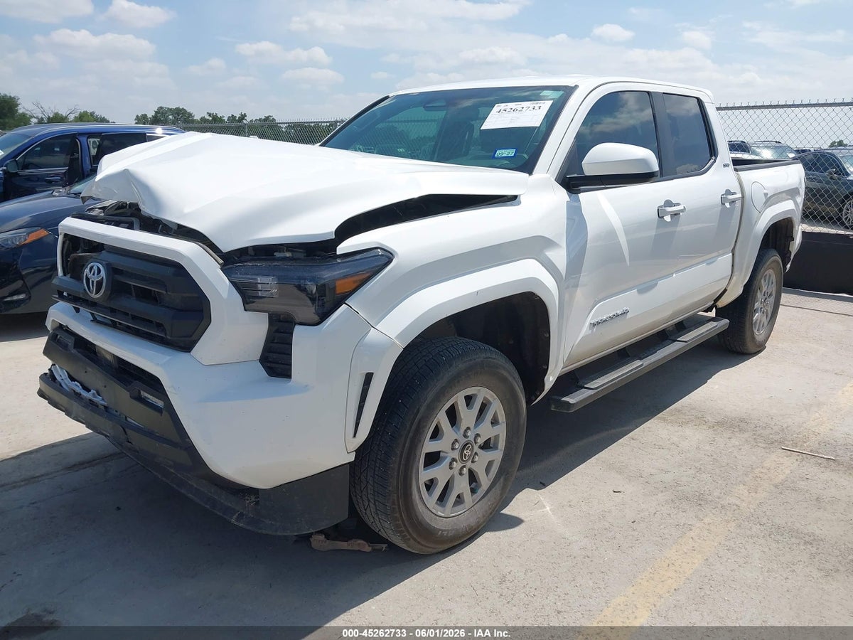 2025 TOYOTA TACOMA SR5 — снимка 2
