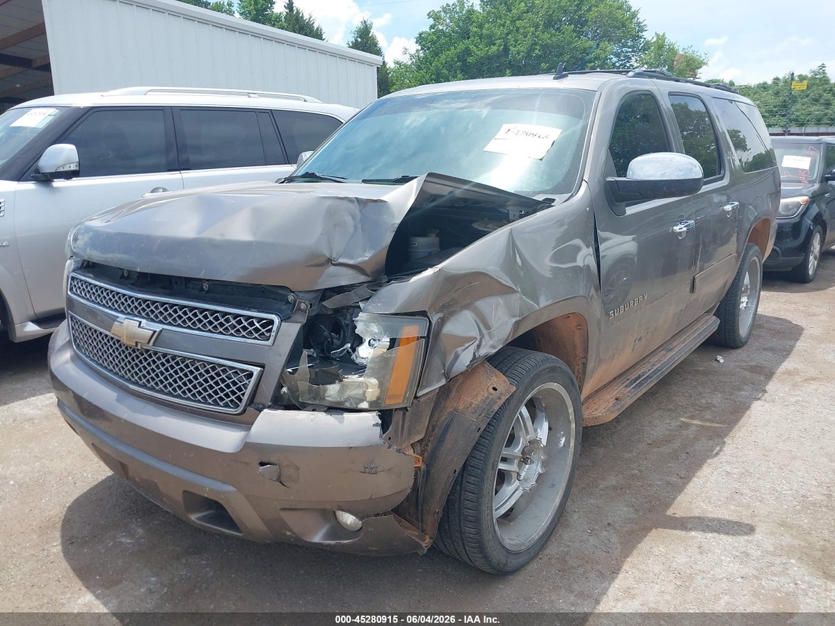 2011 CHEVROLET SUBURBAN 1500 LT1 — снимка 2