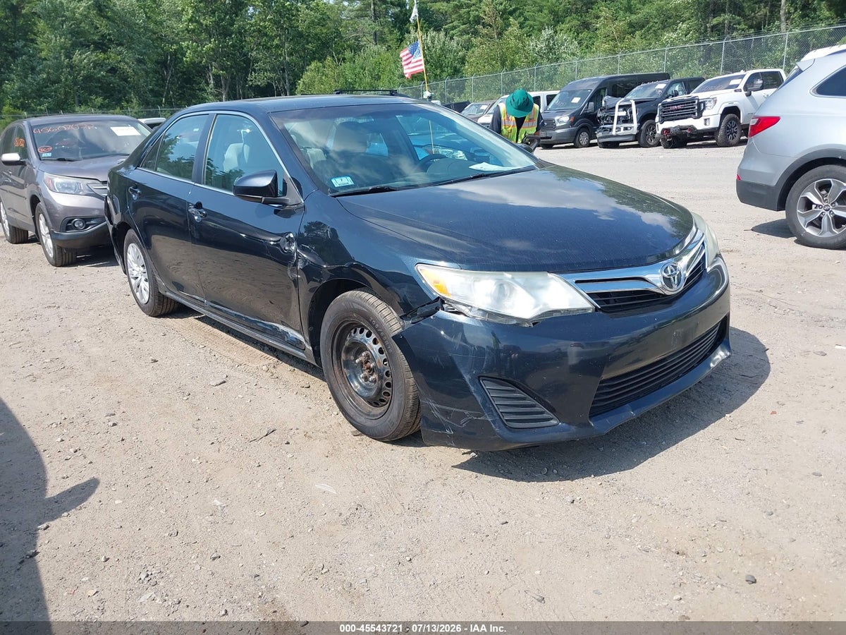 2012 TOYOTA CAMRY LE