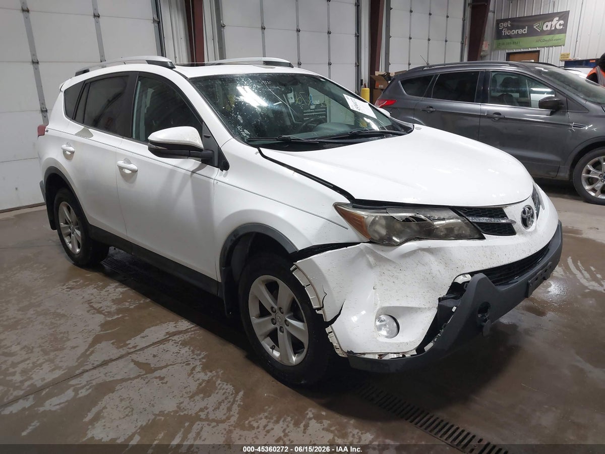2014 TOYOTA RAV4 XLE