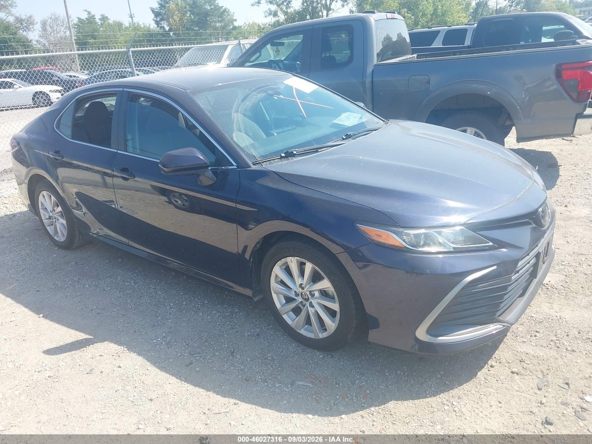 2022 TOYOTA CAMRY LE