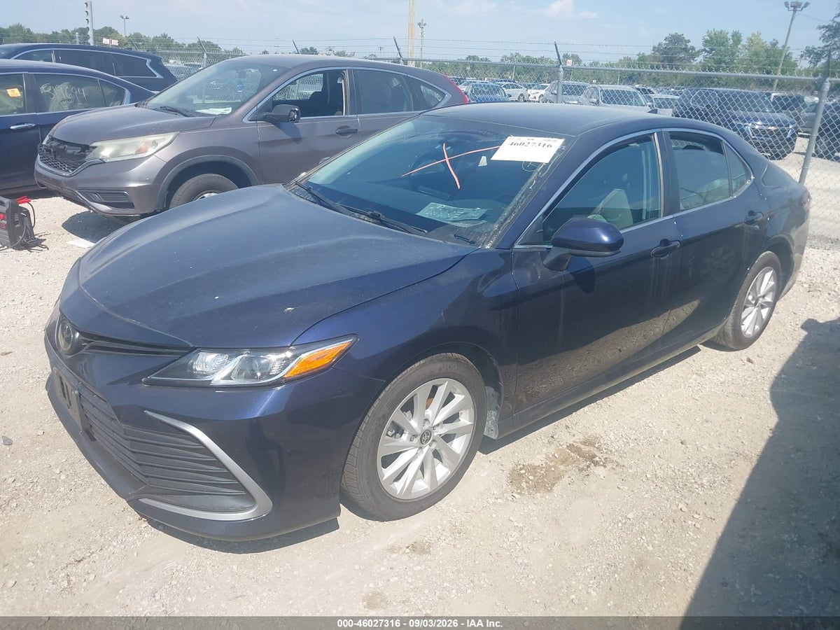 2022 TOYOTA CAMRY LE — снимка 2