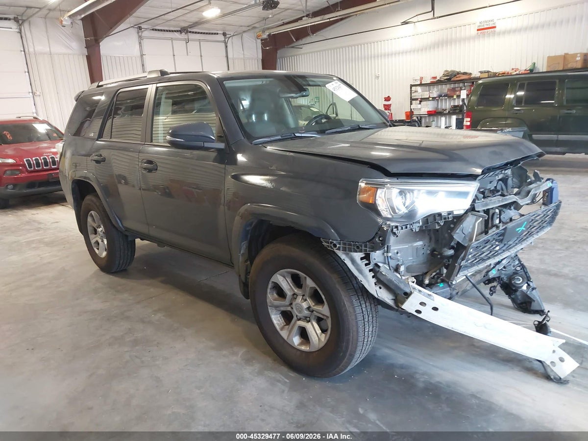 2024 TOYOTA 4RUNNER SR5 PREMIUM