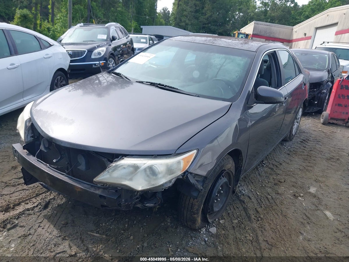 2013 TOYOTA CAMRY L — снимка 2