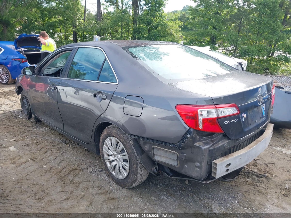 2013 TOYOTA CAMRY L — снимка 3