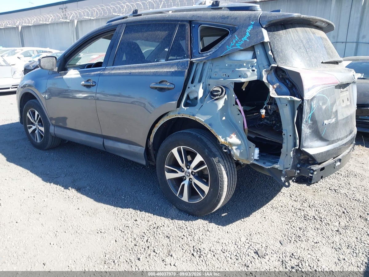 2018 TOYOTA RAV4 XLE — снимка 3