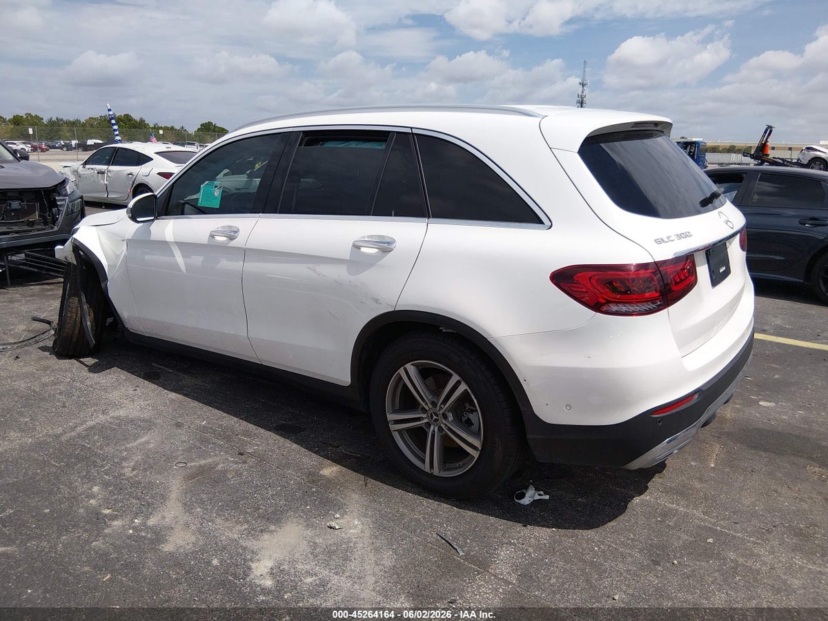 2021 MERCEDES-BENZ GLC 300 SUV — снимка 3