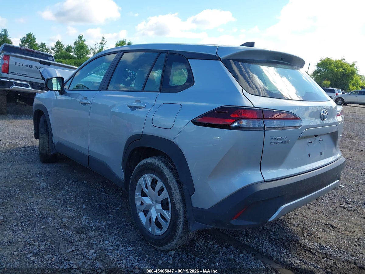 2026 TOYOTA COROLLA CROSS L — снимка 3
