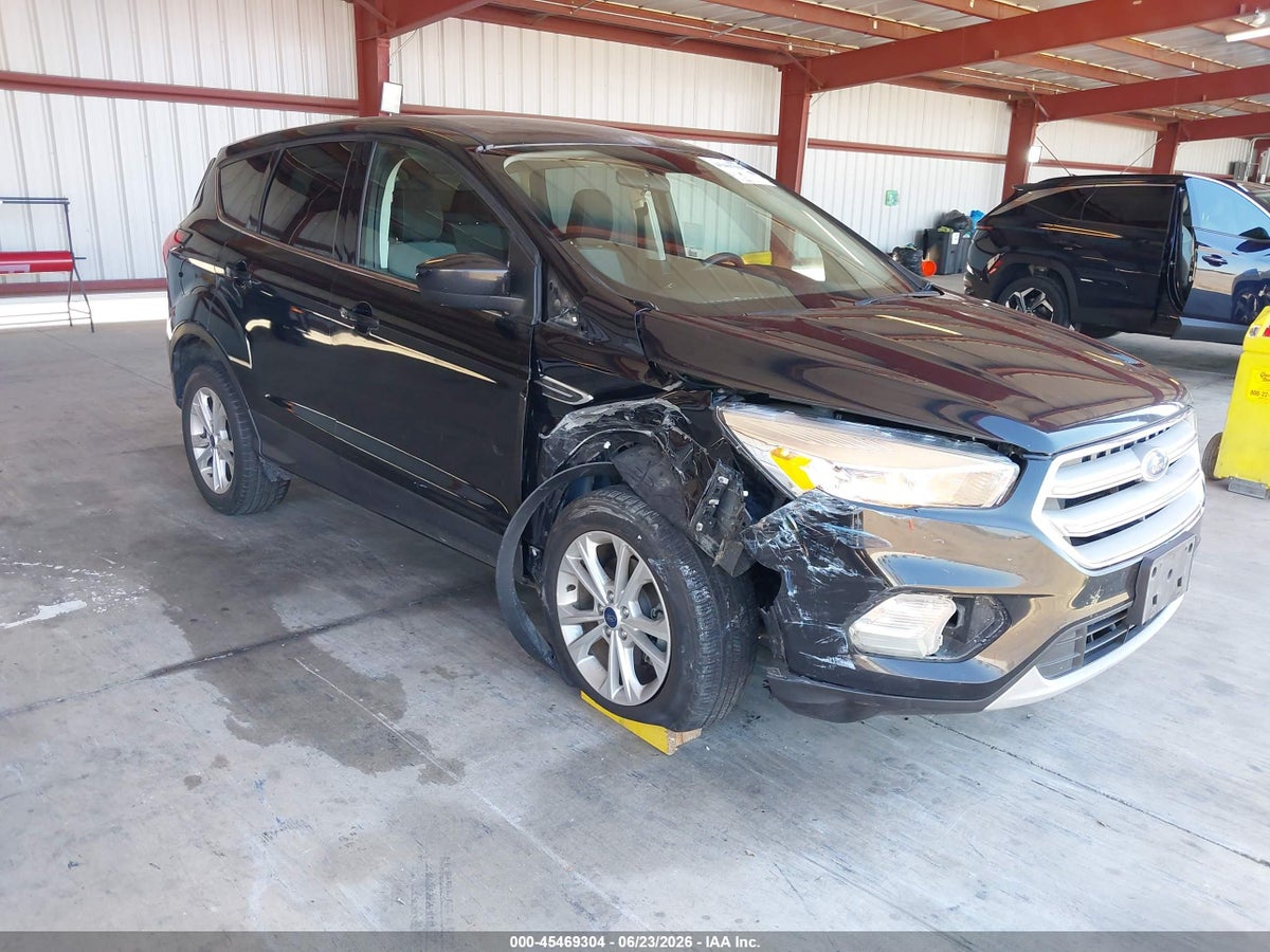 2019 FORD ESCAPE SE