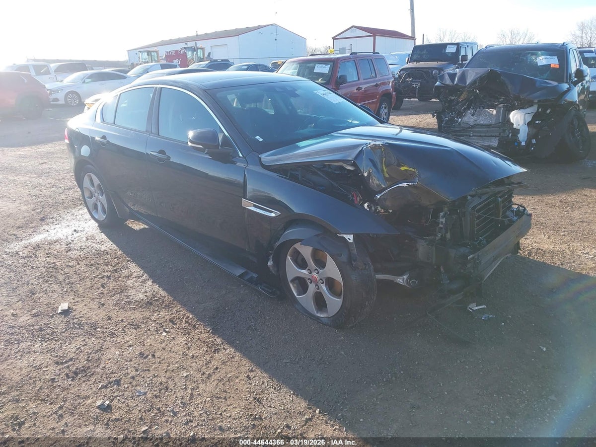 2017 JAGUAR XE