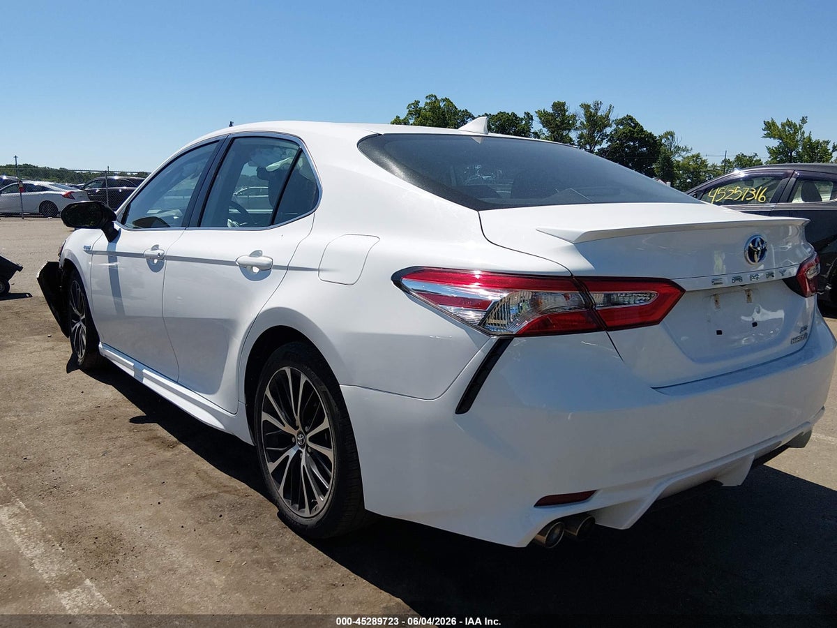 2020 TOYOTA CAMRY HYBRID SE — снимка 3