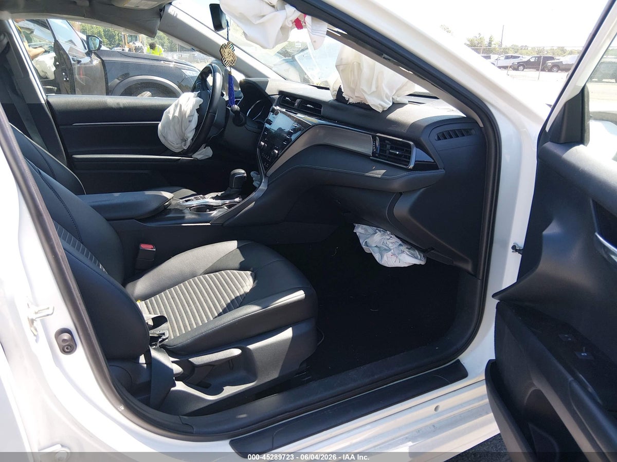 2020 TOYOTA CAMRY HYBRID SE — снимка 5