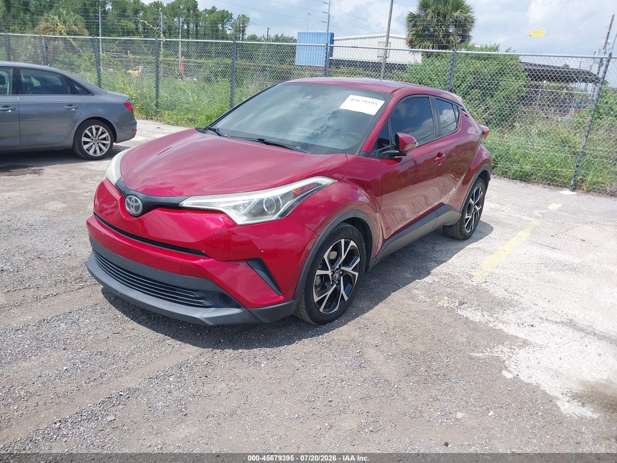 2018 TOYOTA C-HR XLE — снимка 2