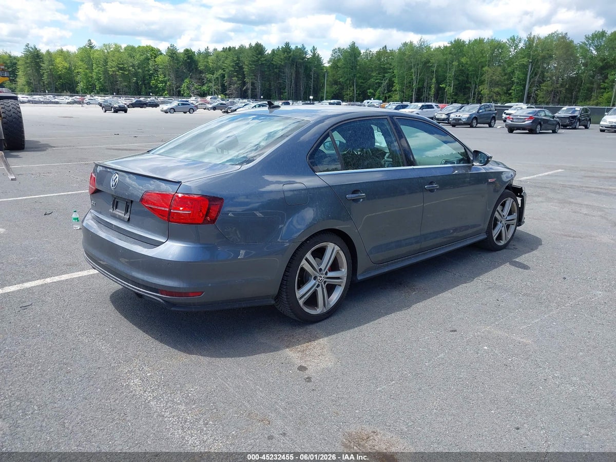 2016 VOLKSWAGEN JETTA 2.0T GLI SE — снимка 4