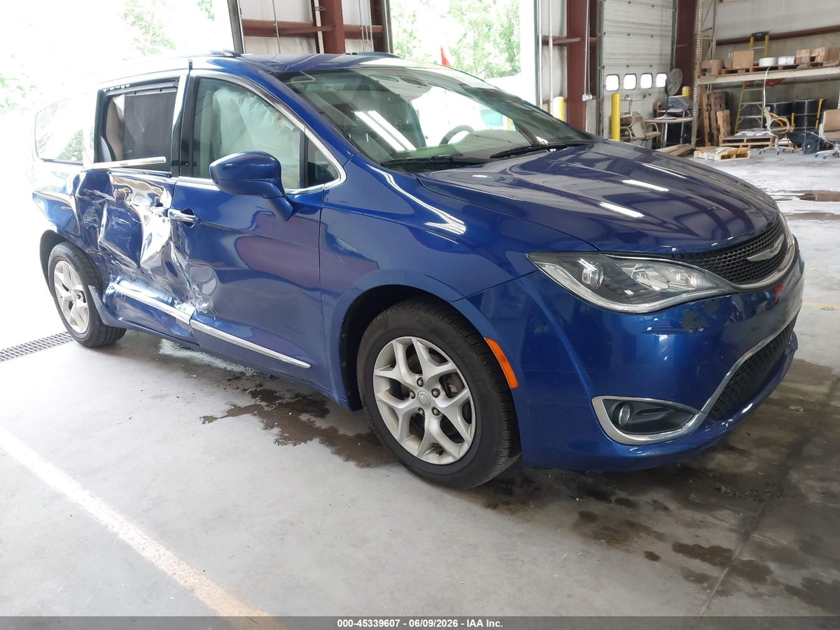 2019 CHRYSLER PACIFICA TOURING L