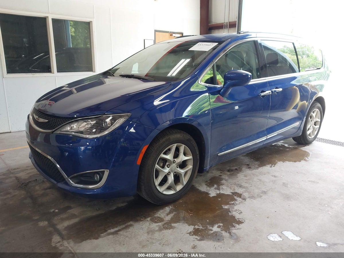 2019 CHRYSLER PACIFICA TOURING L — снимка 2