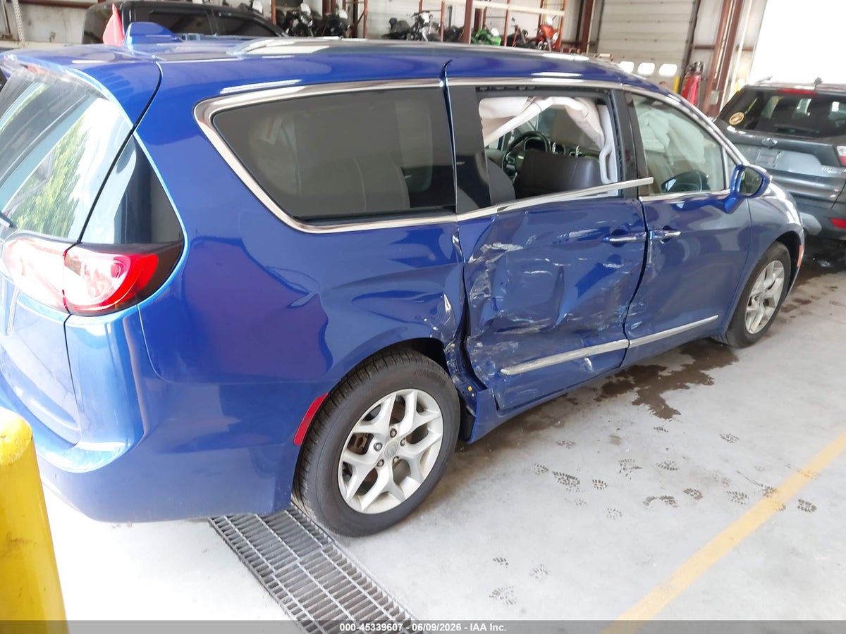 2019 CHRYSLER PACIFICA TOURING L — снимка 4