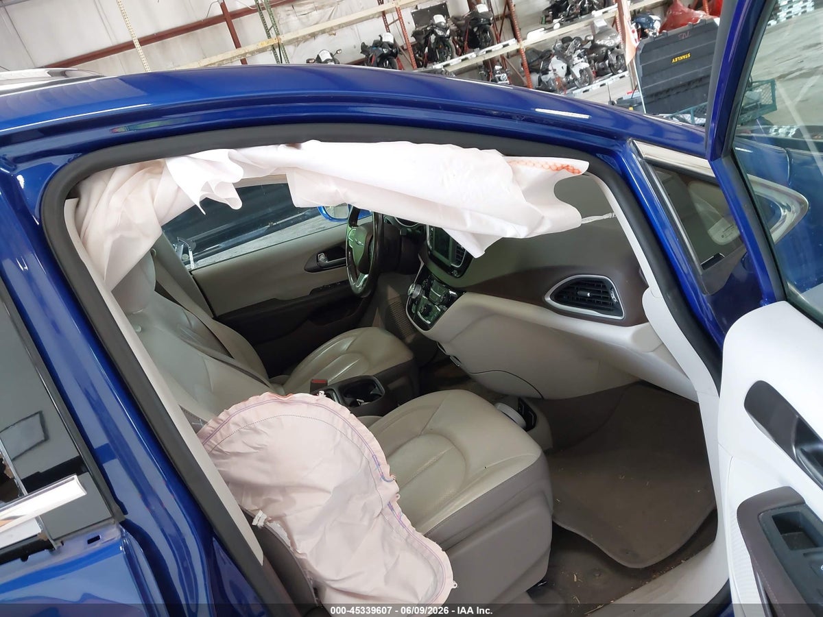 2019 CHRYSLER PACIFICA TOURING L — снимка 5