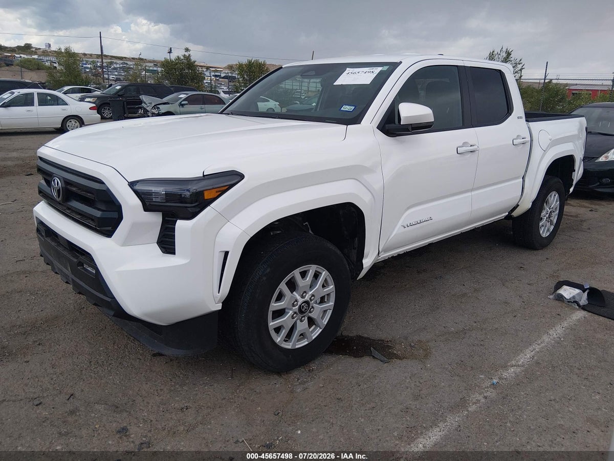 2025 TOYOTA TACOMA SR5 — снимка 2