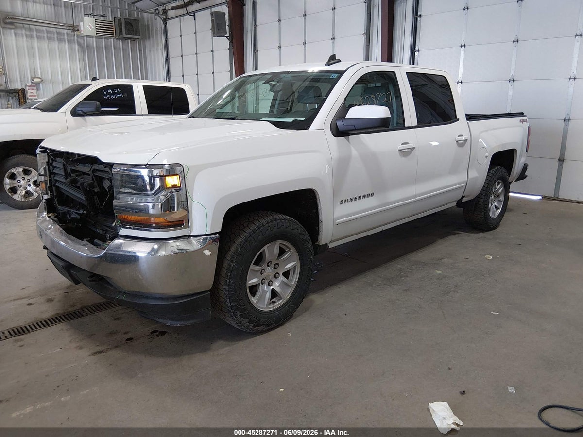 2017 CHEVROLET SILVERADO 1500 1LT — снимка 2
