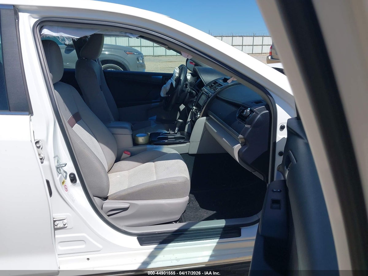 2012 TOYOTA CAMRY LE — снимка 5