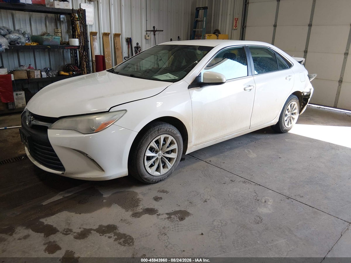 2016 TOYOTA CAMRY LE — снимка 2