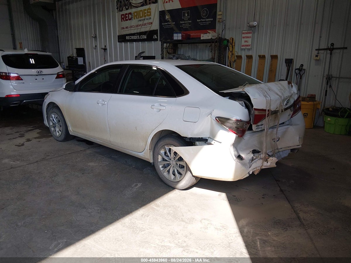 2016 TOYOTA CAMRY LE — снимка 3