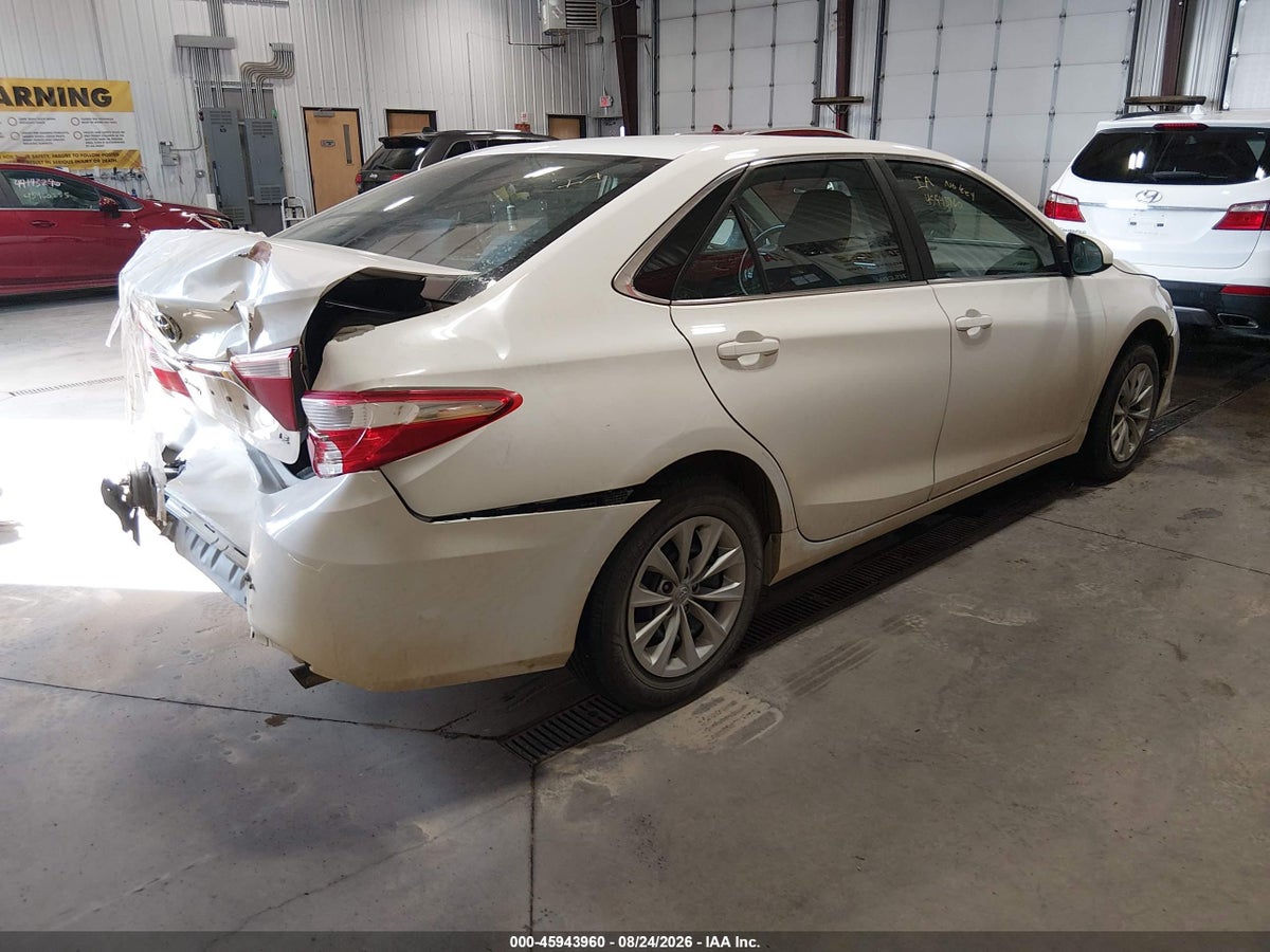 2016 TOYOTA CAMRY LE — снимка 4