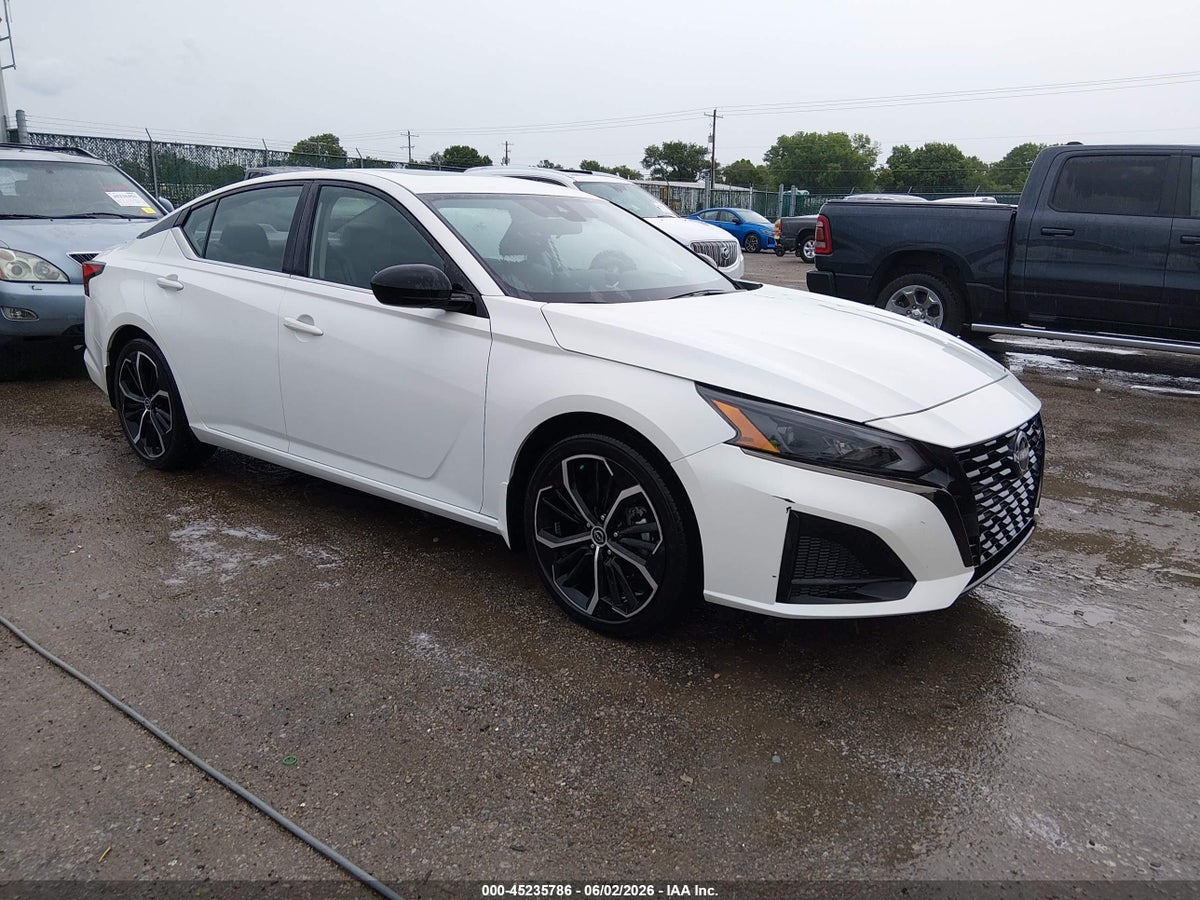 2024 NISSAN ALTIMA SR FWD