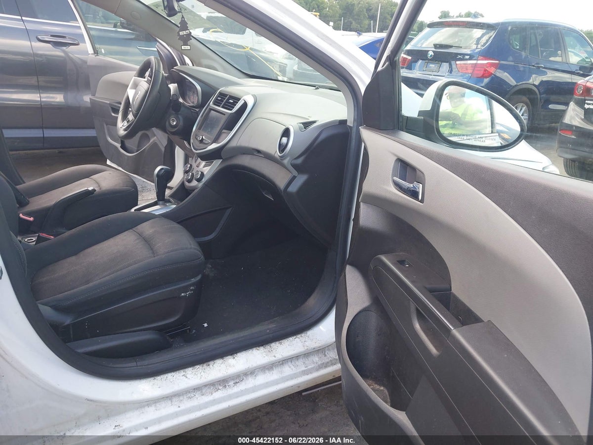 2017 CHEVROLET SONIC LT AUTO — снимка 5
