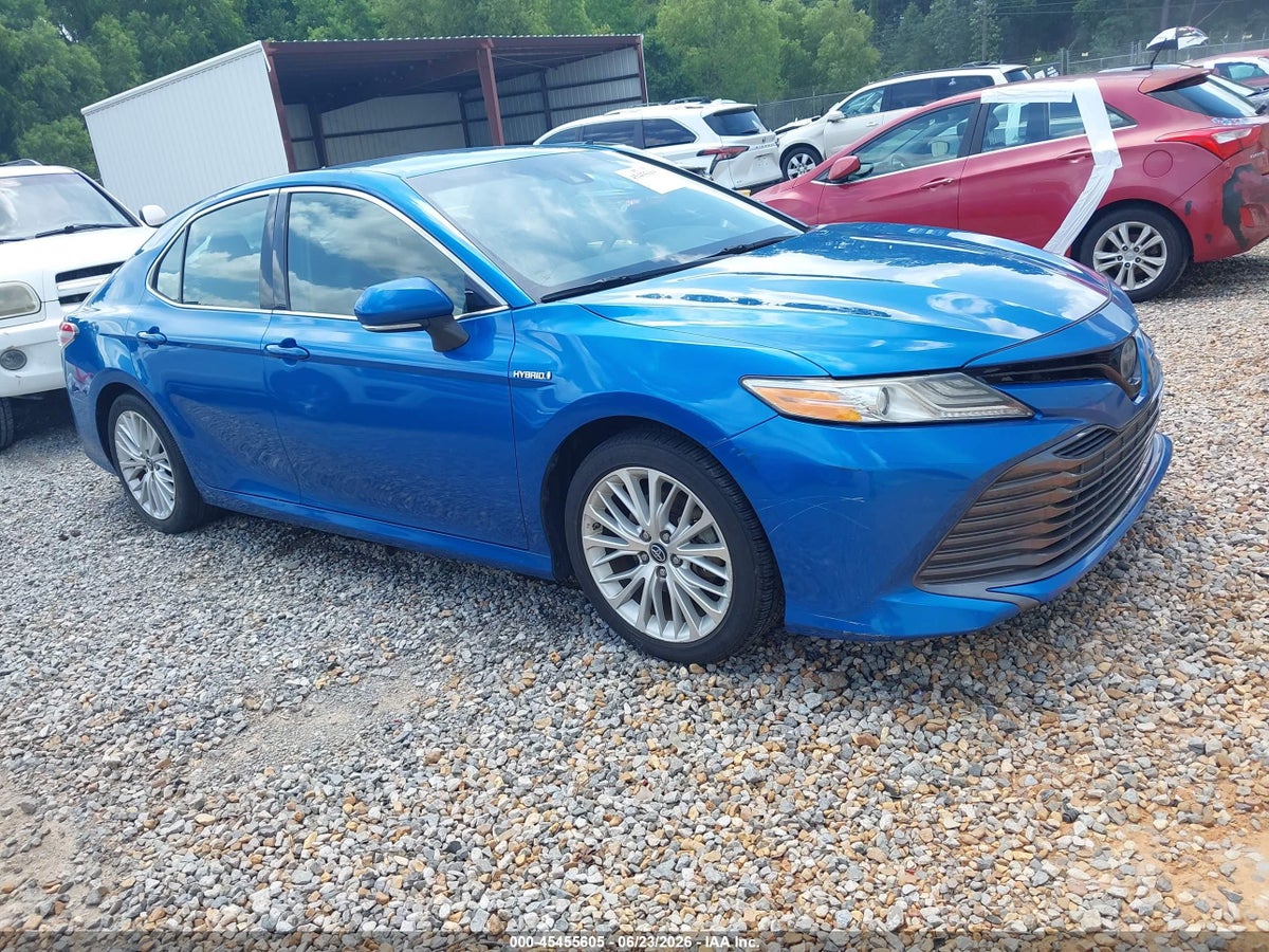 2019 TOYOTA CAMRY HYBRID XLE