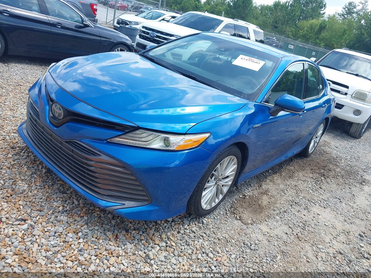 2019 TOYOTA CAMRY HYBRID XLE — снимка 2