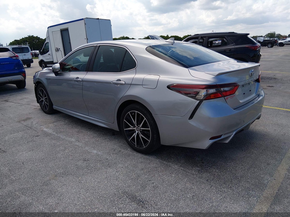 2024 TOYOTA CAMRY SE — снимка 3