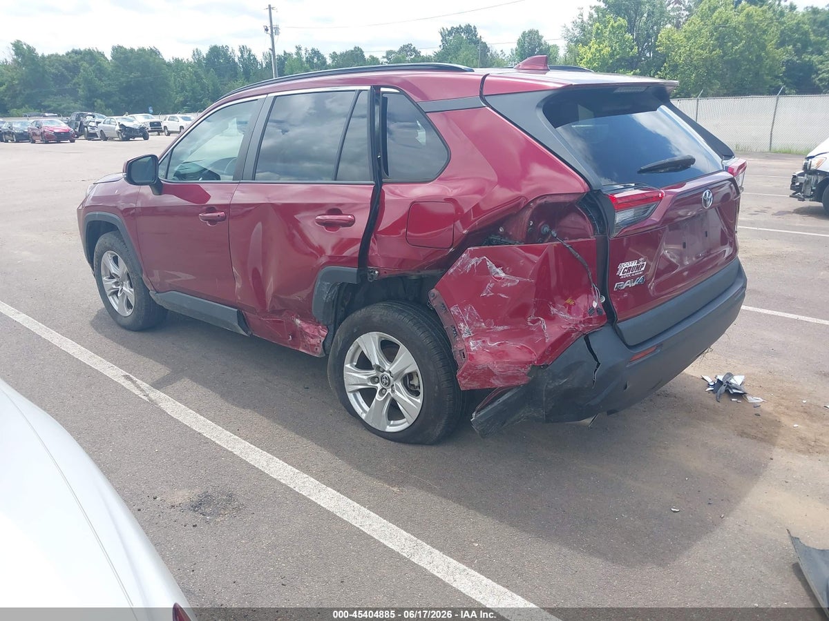 2021 TOYOTA RAV4 XLE — снимка 3