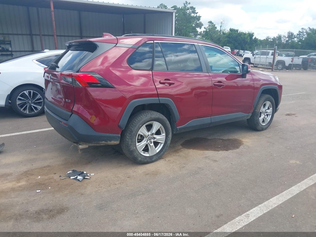 2021 TOYOTA RAV4 XLE — снимка 4