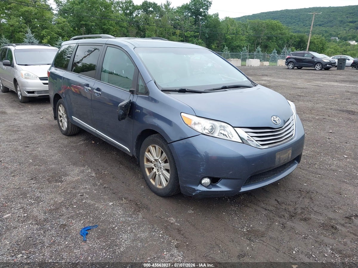 2017 TOYOTA SIENNA XLE PREMIUM 7 PASSENGER