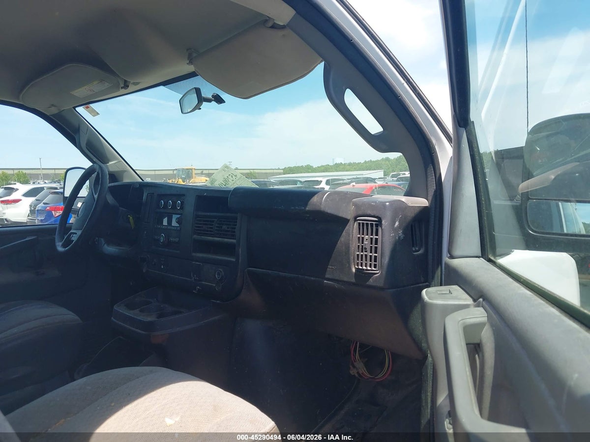 2017 GMC SAVANA 2500 WORK VAN — снимка 5