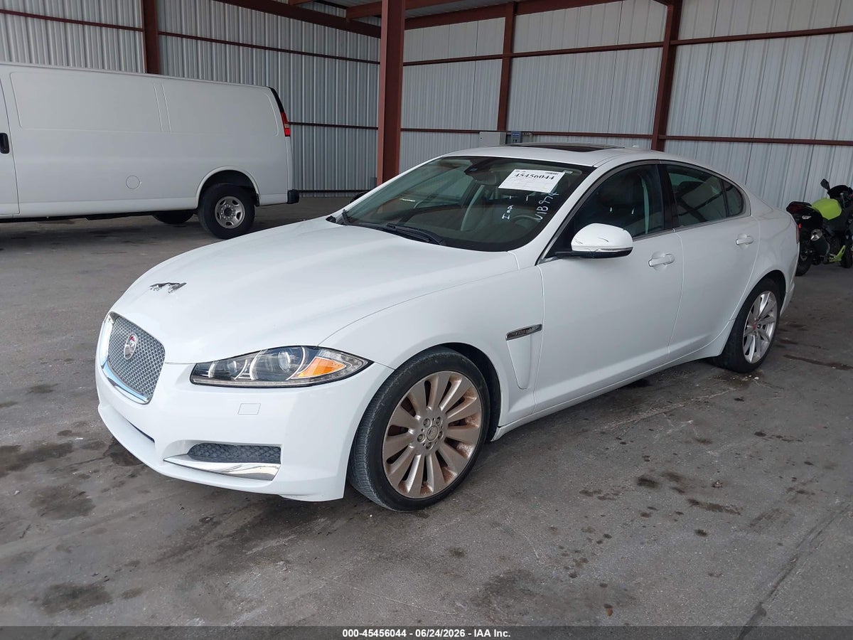 2014 JAGUAR XF I4 T — снимка 2