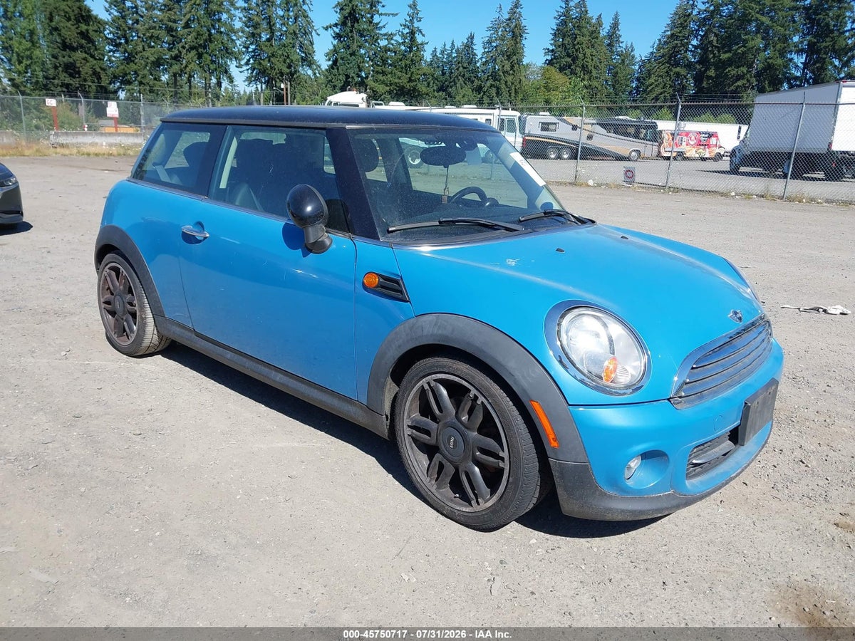 2013 MINI HARDTOP COOPER