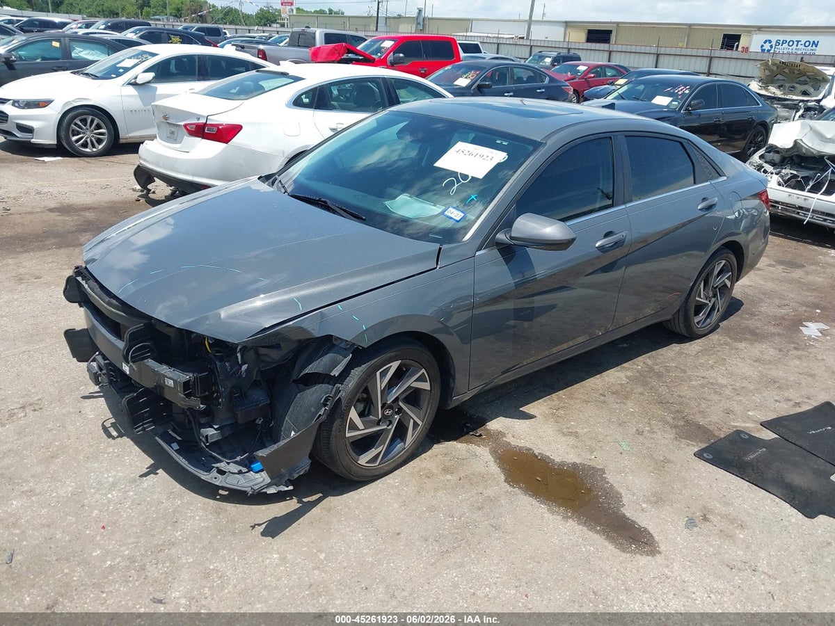 2024 HYUNDAI ELANTRA SEL — снимка 2