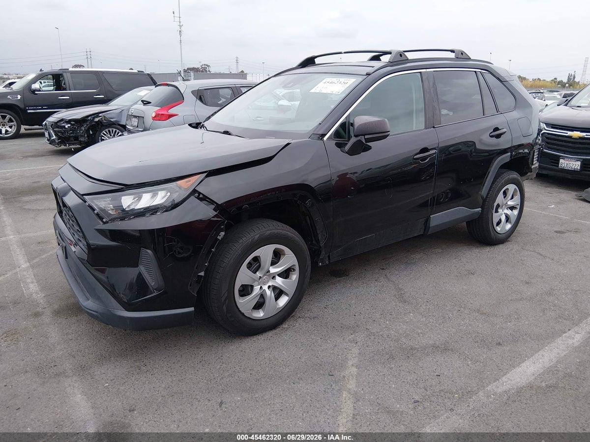 2020 TOYOTA RAV4 LE — снимка 2