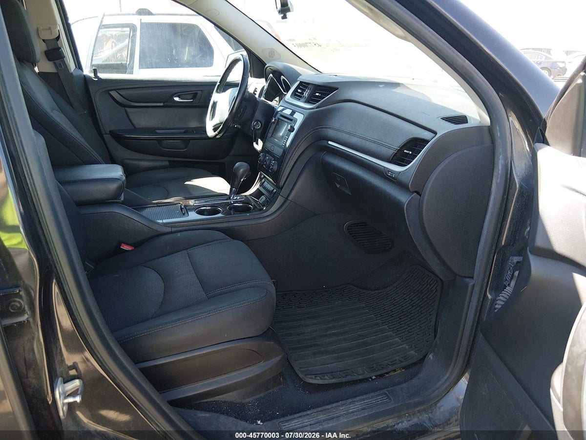 2017 CHEVROLET TRAVERSE 1LT — снимка 5