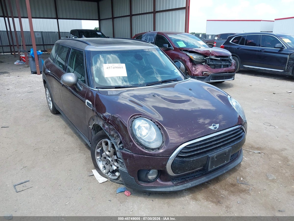 2018 MINI CLUBMAN COOPER