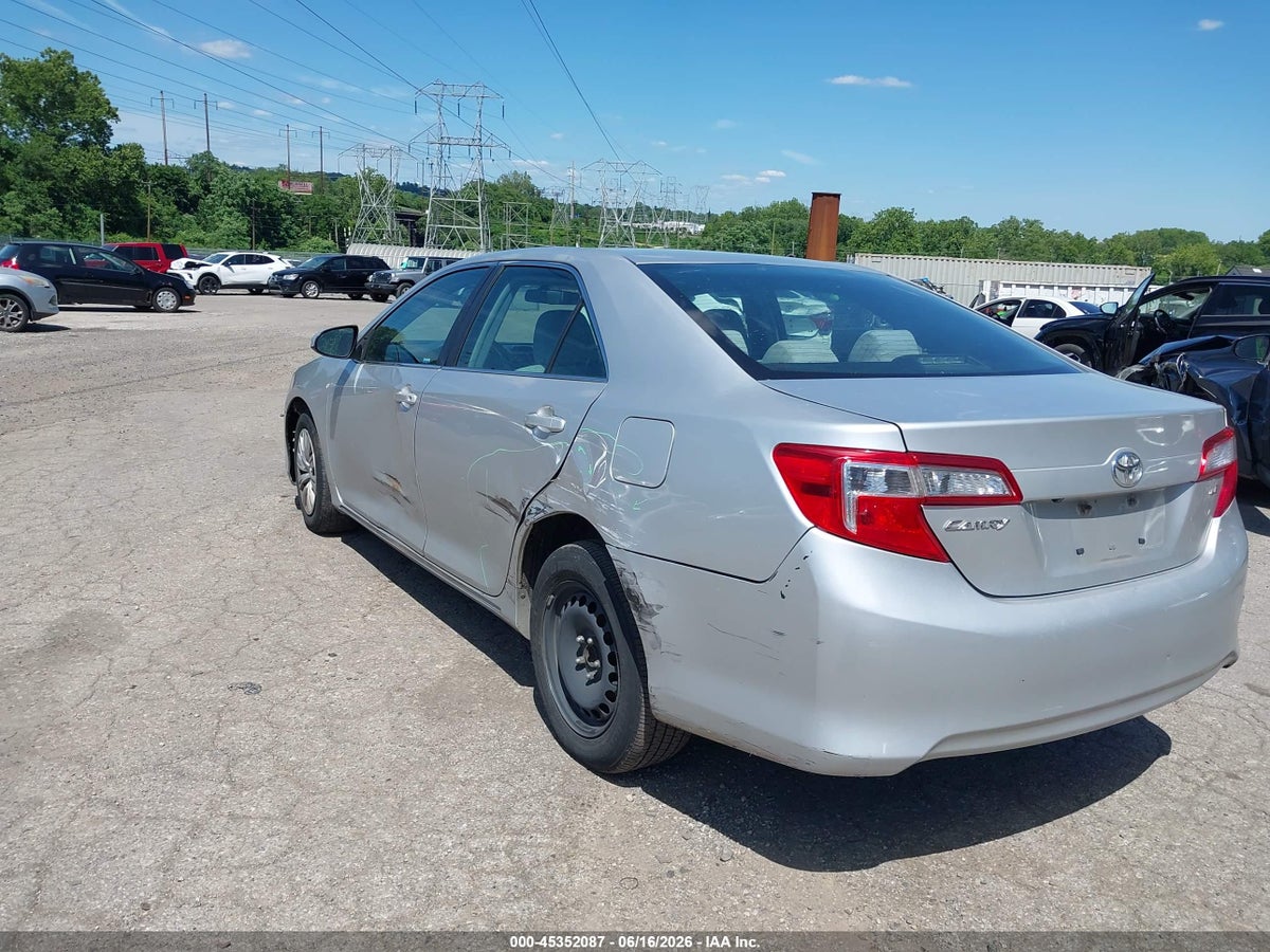 2014 TOYOTA CAMRY LE — снимка 3