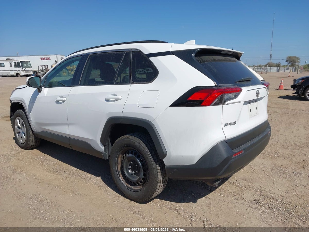 2020 TOYOTA RAV4 LE — снимка 3