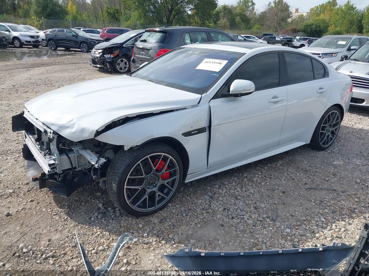 2017 JAGUAR XE 35T R-SPORT — photo 2